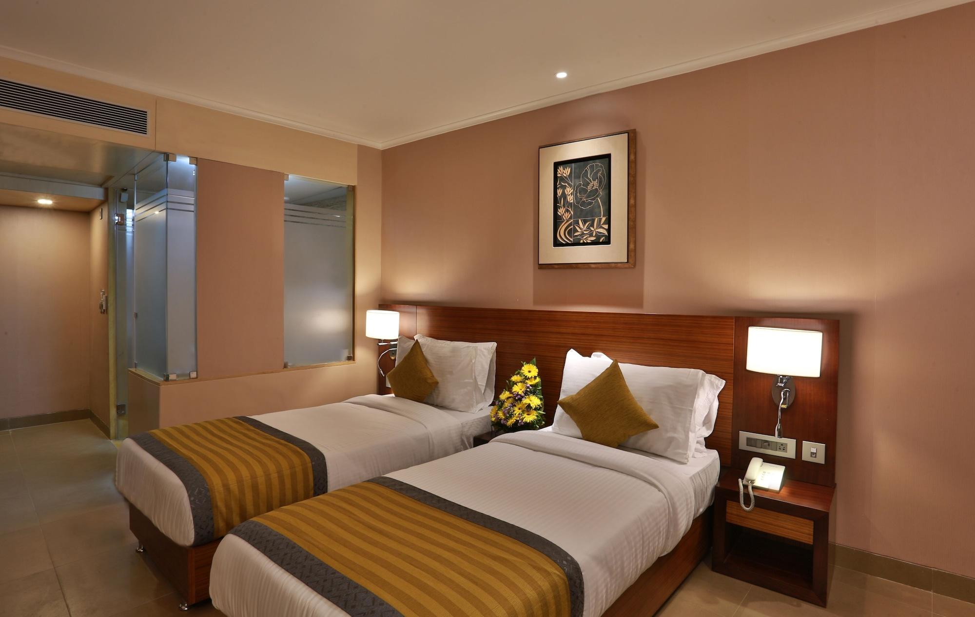 กรันเด เดลมอน Hotel ปณชี ภายนอก รูปภาพ
