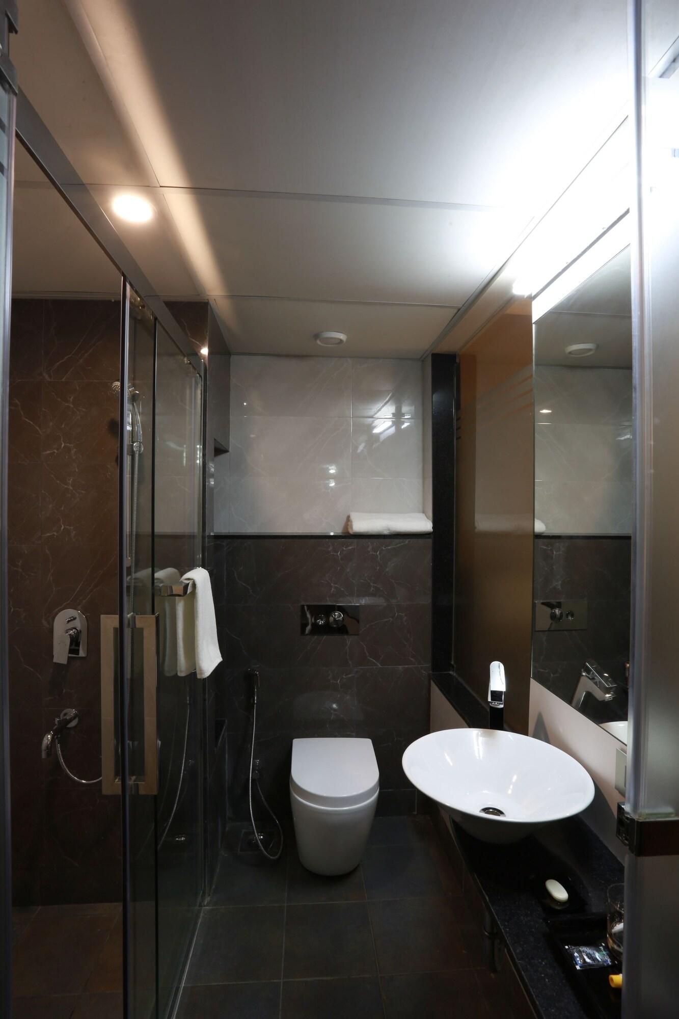 กรันเด เดลมอน Hotel ปณชี ภายนอก รูปภาพ