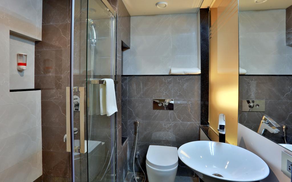 กรันเด เดลมอน Hotel ปณชี ภายนอก รูปภาพ