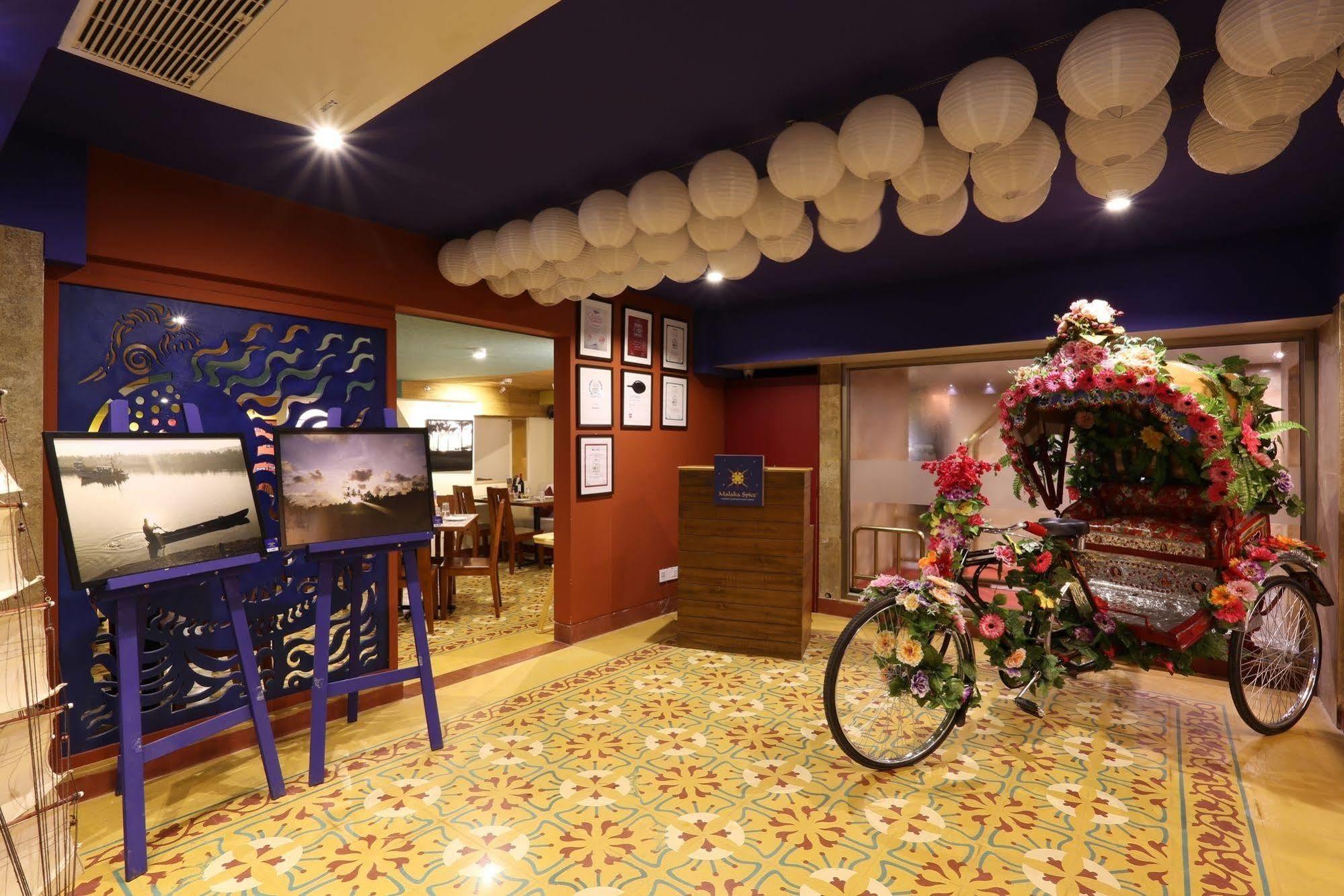 กรันเด เดลมอน Hotel ปณชี ภายนอก รูปภาพ
